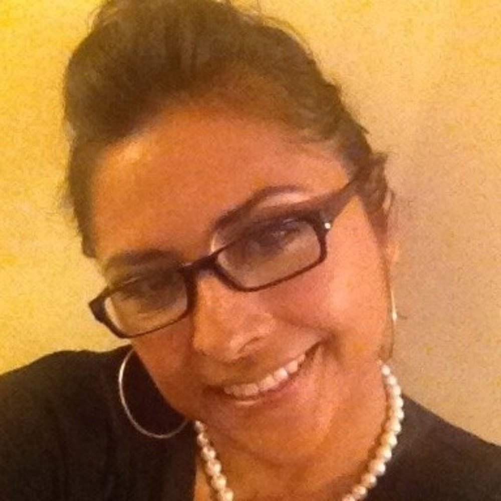 Meet your Posher, Yolanda